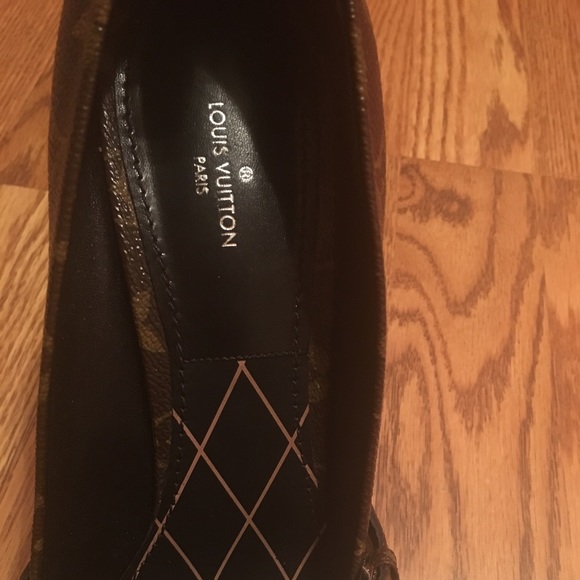 Authentic Louis Vuitton Shoes - Picture 3 of 6